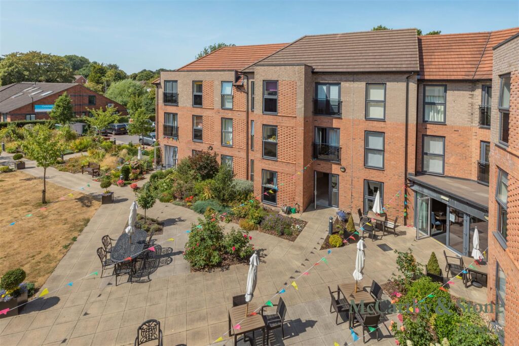 Deans Park Court, Kingsway, Stafford