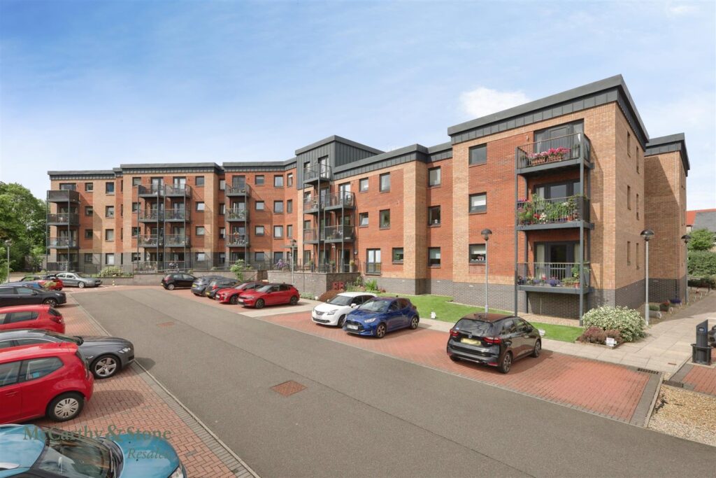 Riverwood, 101 Craigdhu Road, Milngavie, G62 7AD