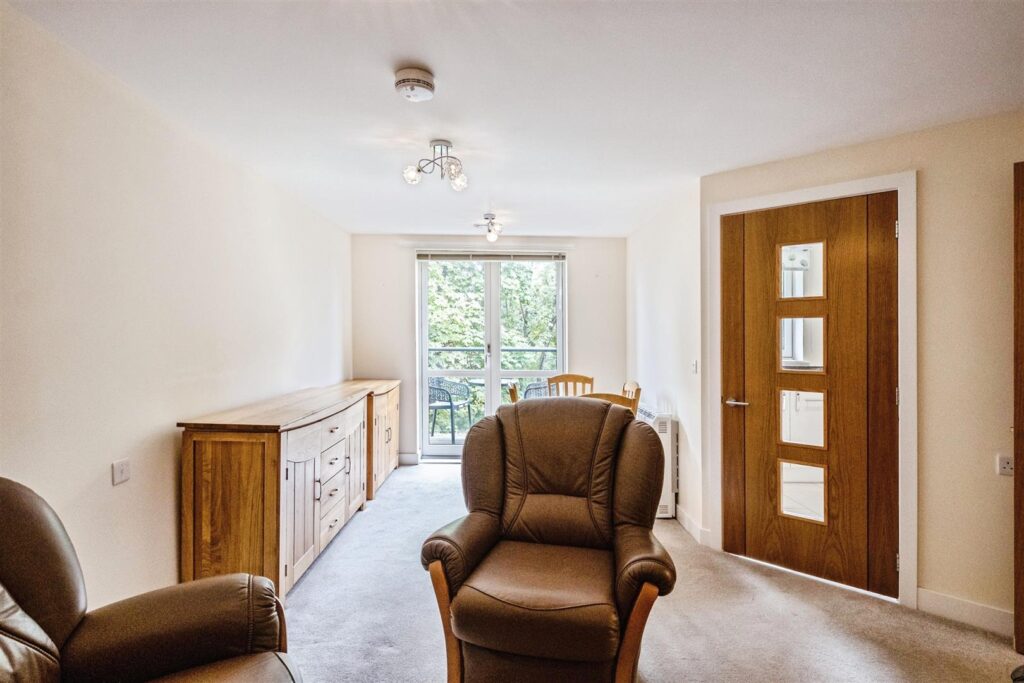 Oakwood Court, Crown Avenue, Inverness