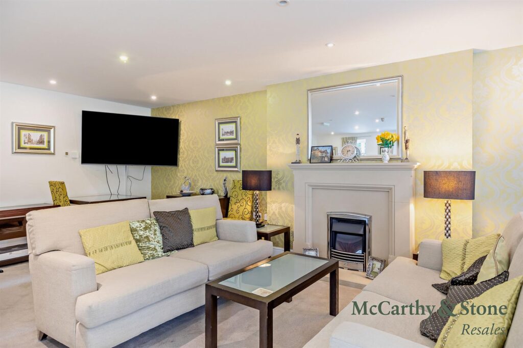William Court, Overnhill Road, Downend, Bristol, BS16 5FL