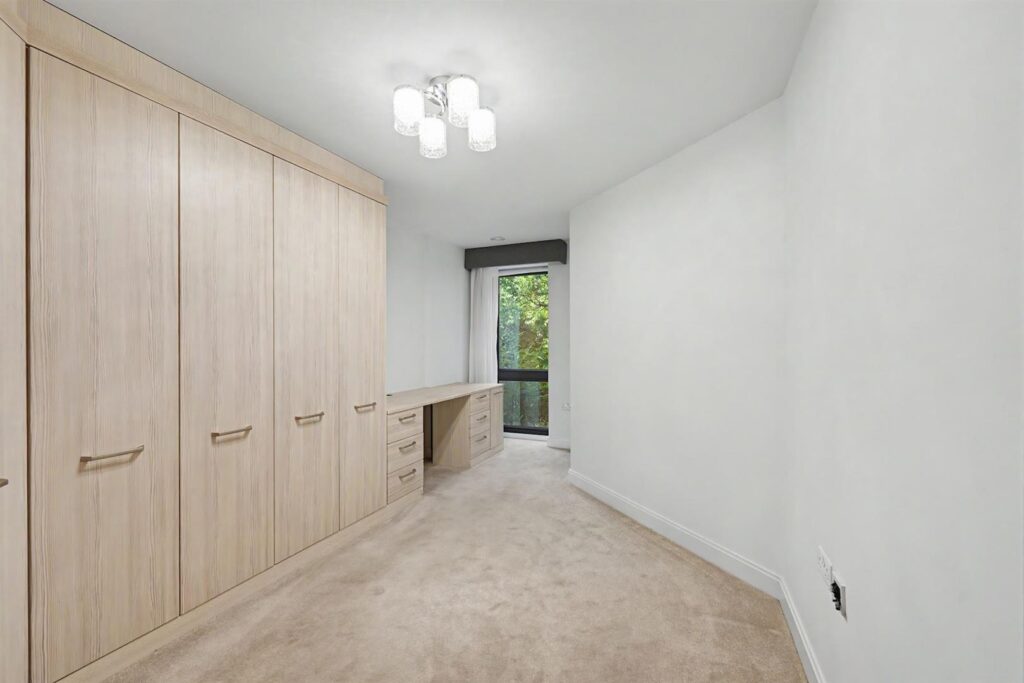 Alderton Hill, Loughton, IG10 3FS