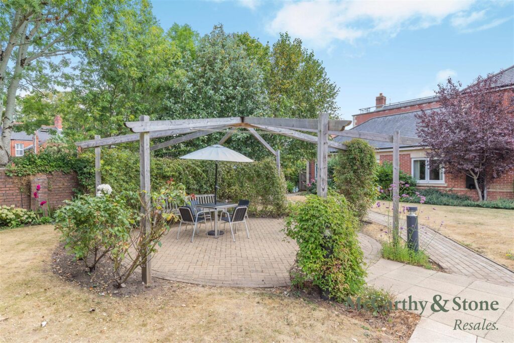 Thomas Court, Marlborough Road, Cardiff, Glamorgan, CF23 5EZ