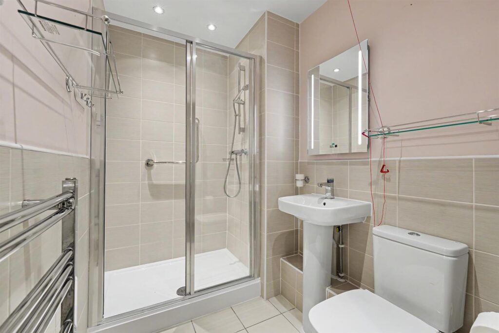 Alderton Hill, Loughton, IG10 3FS
