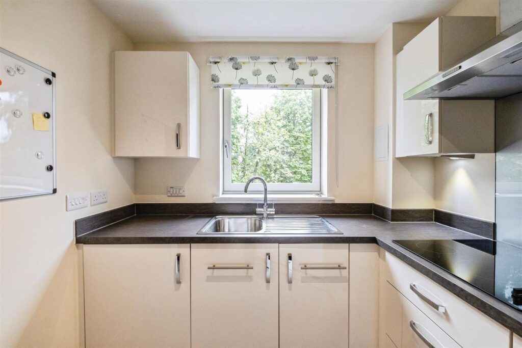 Oakwood Court, Crown Avenue, Inverness