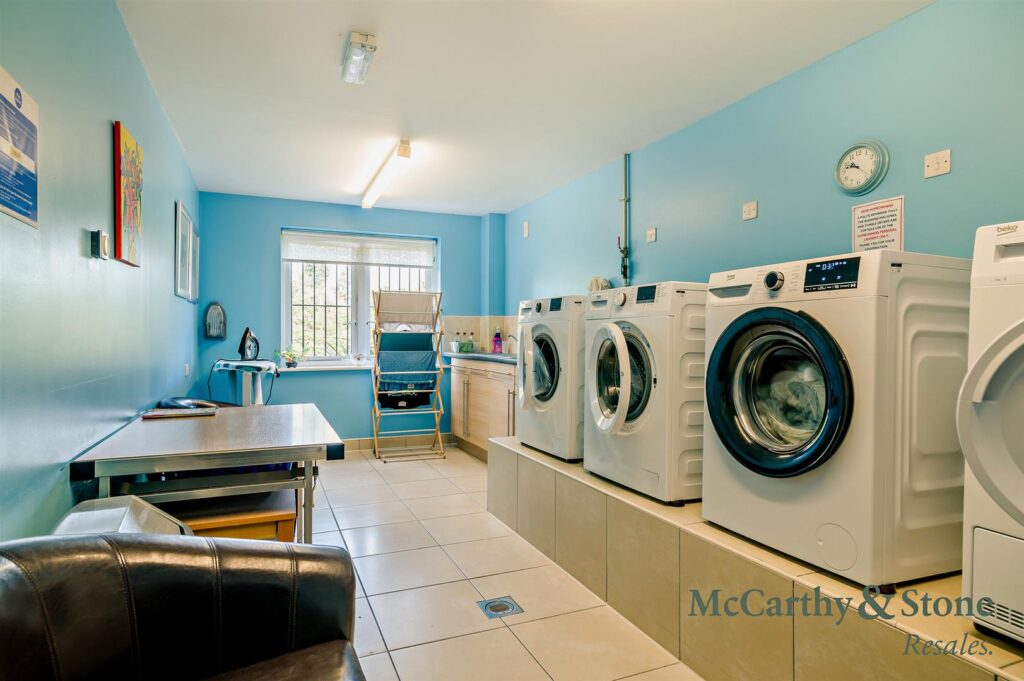 William Court, Overnhill Road, Downend, Bristol