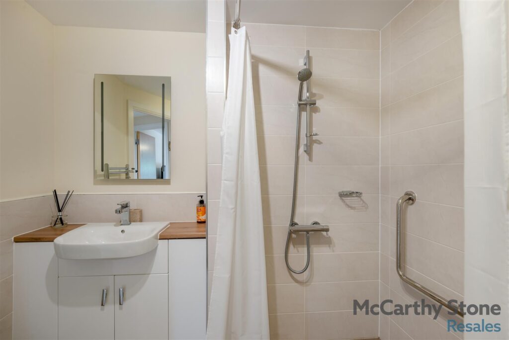 Thorneycroft, Wood Road, Tettenhall, Wolverhampton, West Midlands, WV6 8PR