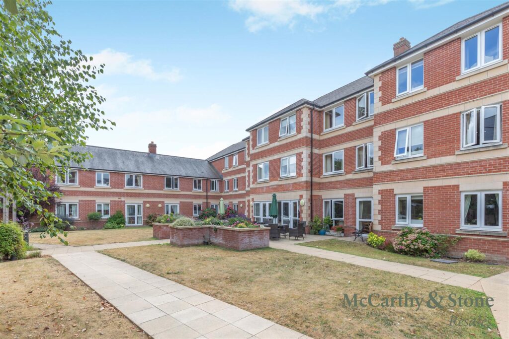 Thomas Court, Marlborough Road, Cardiff, Glamorgan, CF23 5EZ