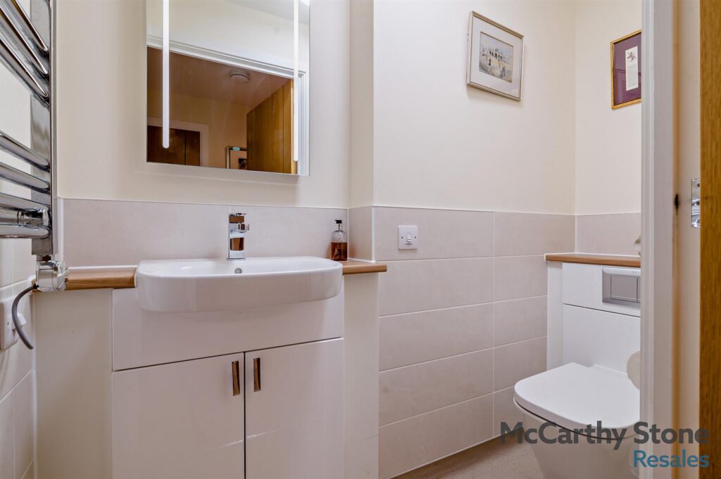 Lambrook Court, Gloucester Road, Larkhall, Bath