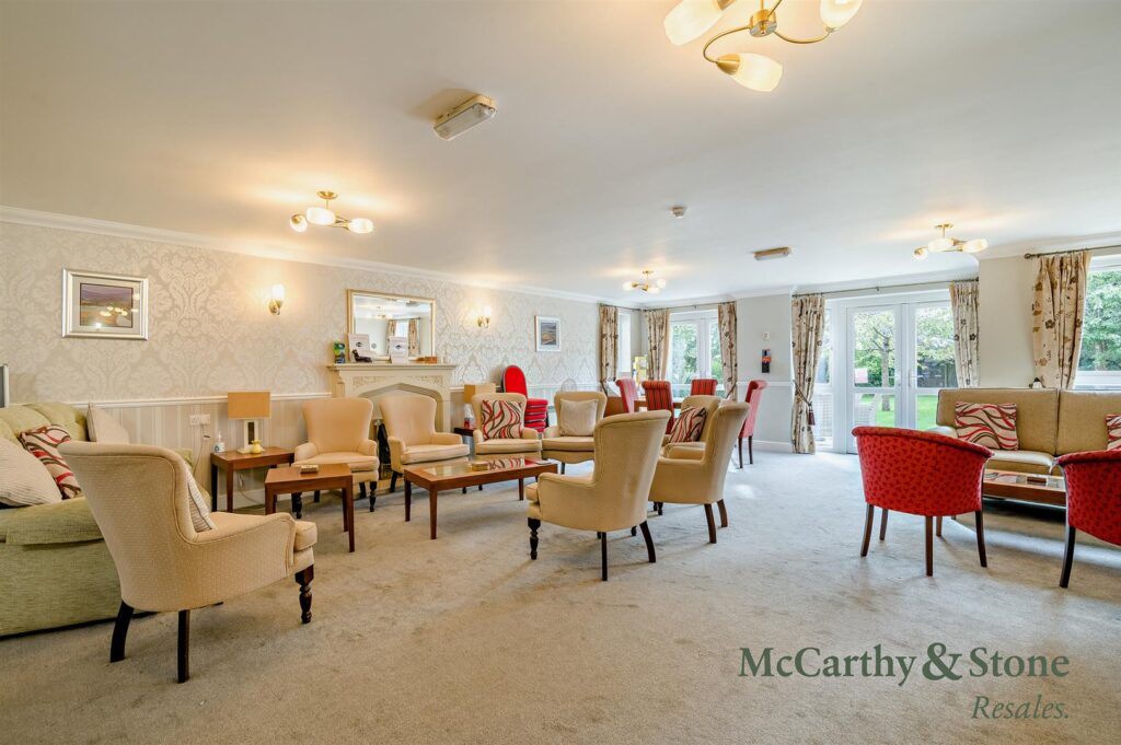 Fussells Court, Station Road, Worle, Weston-Super-Mare