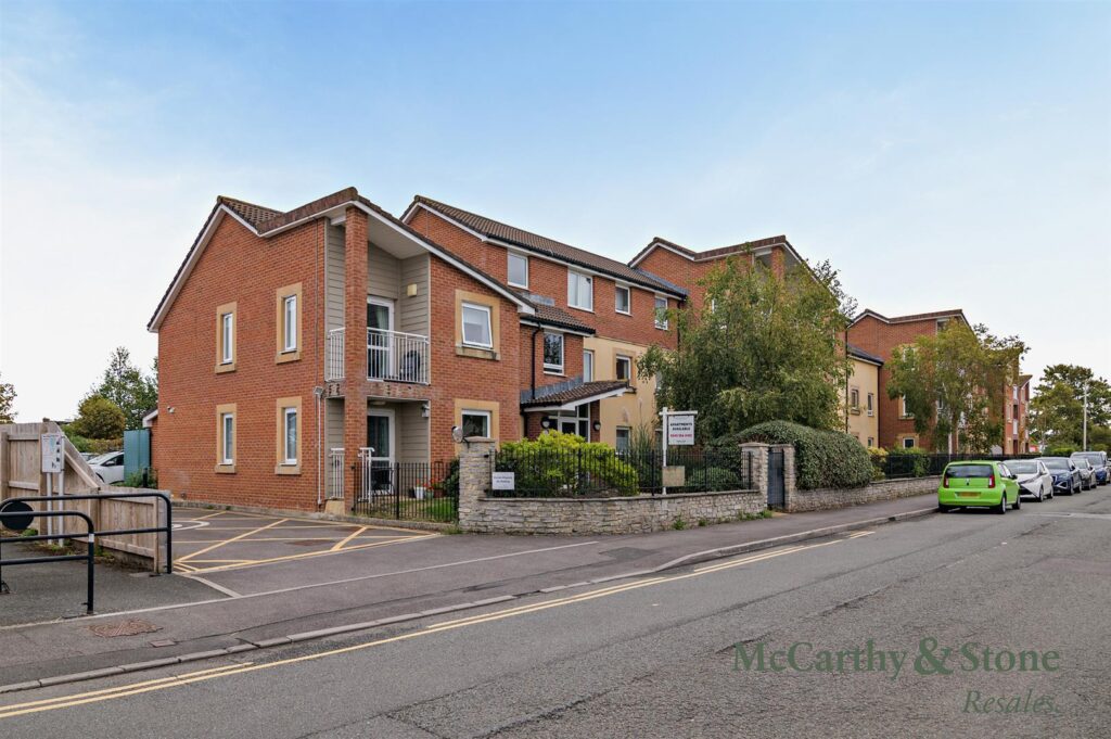 Fussells Court, Station Road, Worle, Weston-Super-Mare