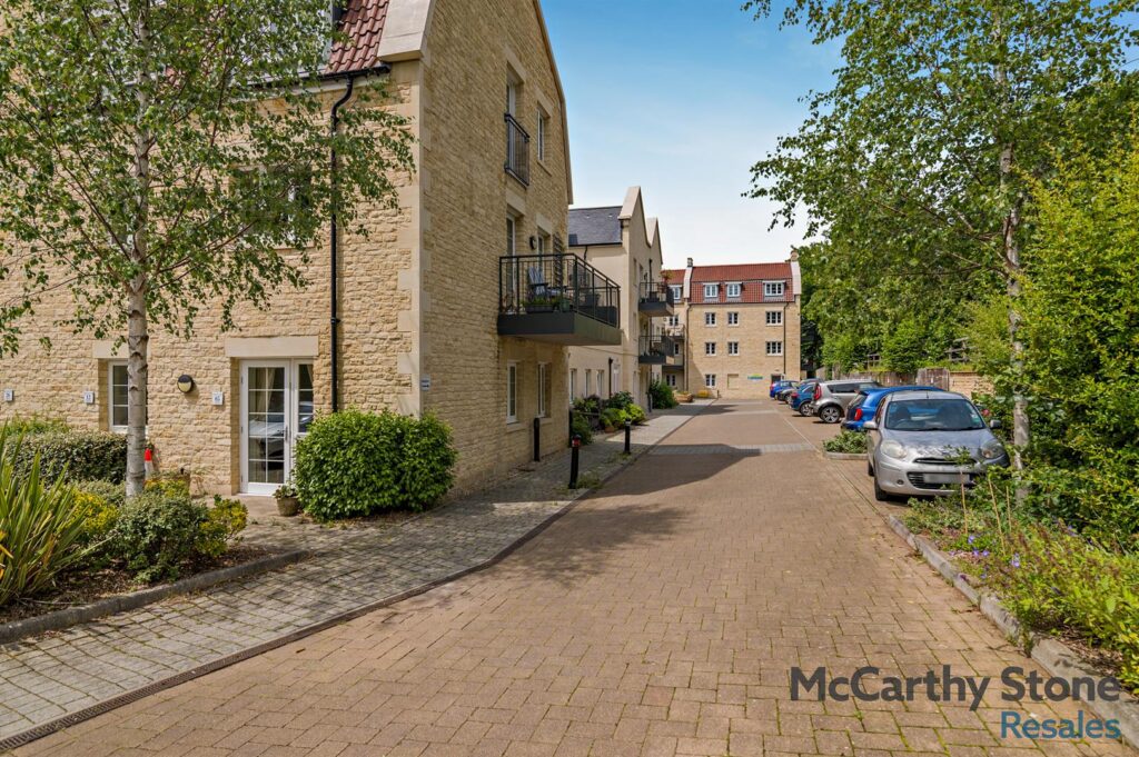 Lambrook Court, Gloucester Road, Larkhall, Bath