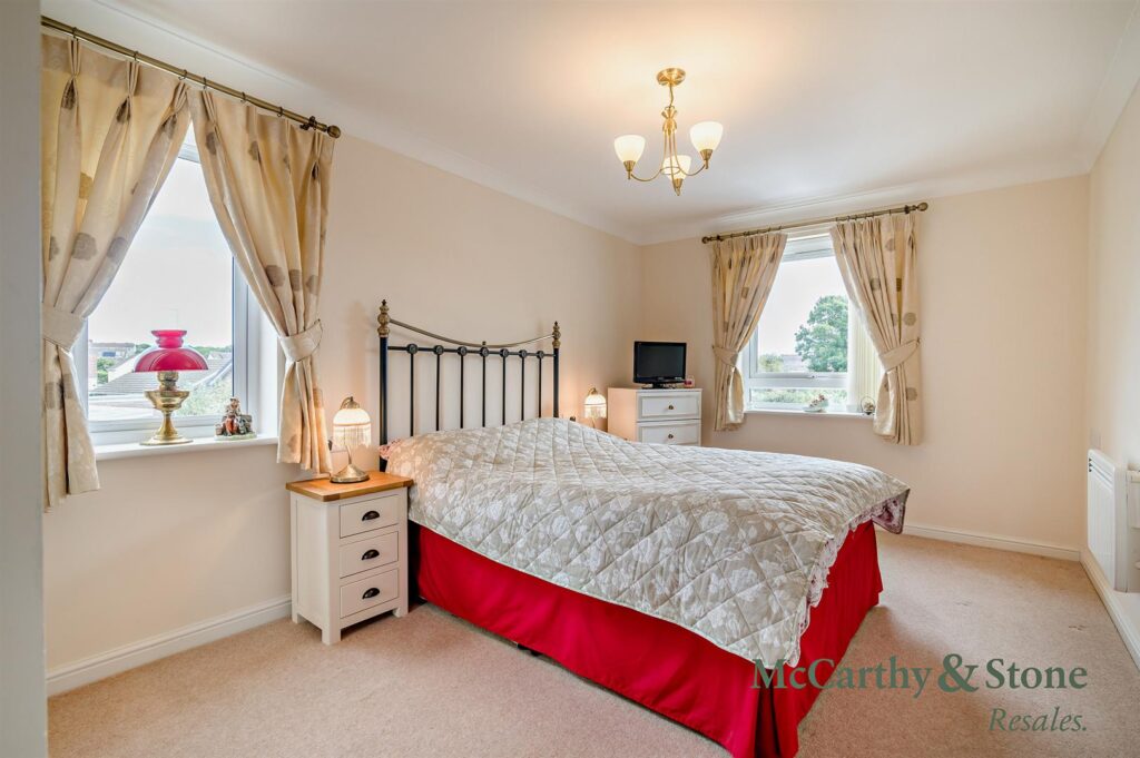 Fussells Court, Station Road, Worle, Weston-Super-Mare