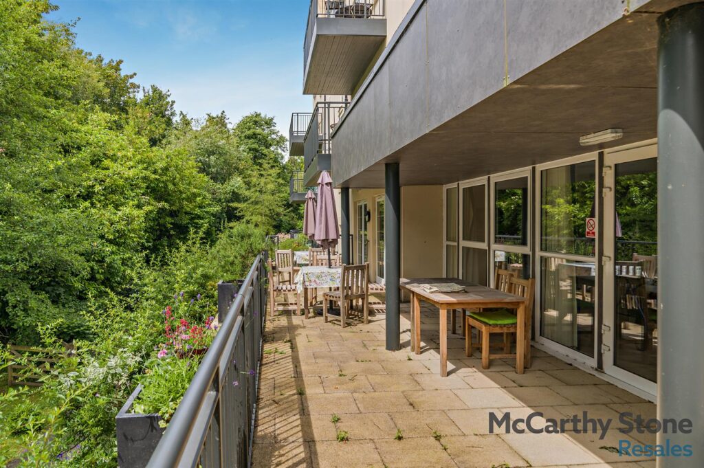 Lambrook Court, Gloucester Road, Larkhall, Bath