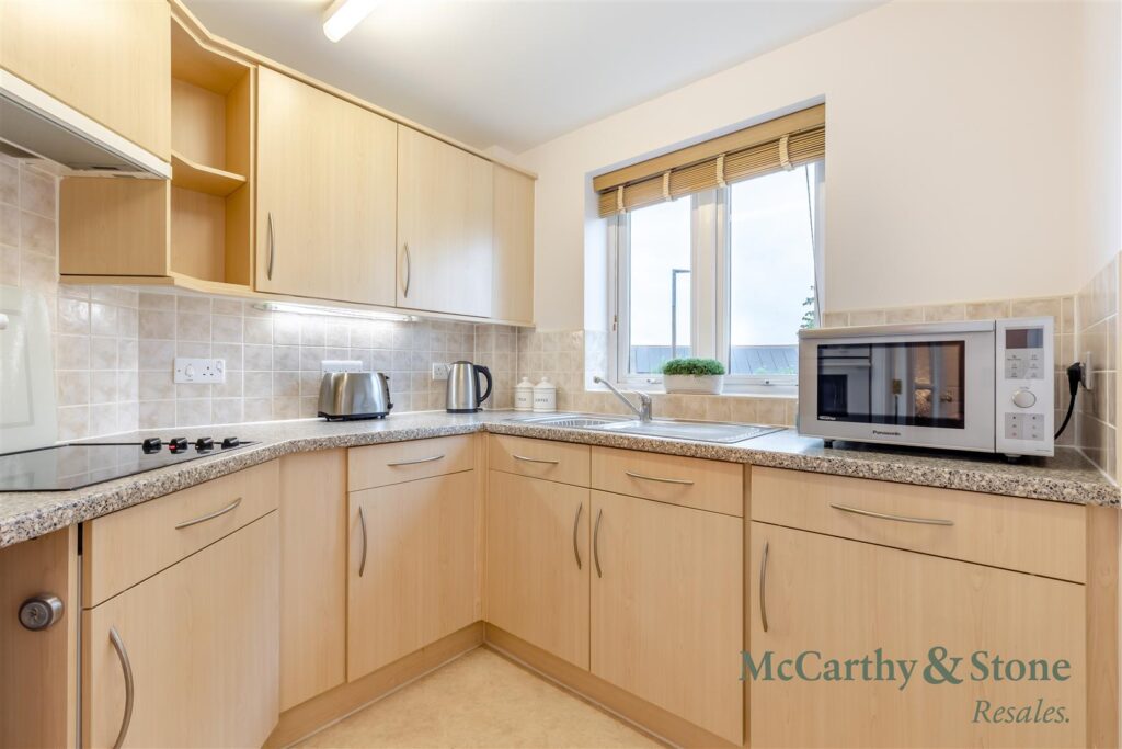 Brooklands Court, Tamworth Road, Long Eaton, Nottingham