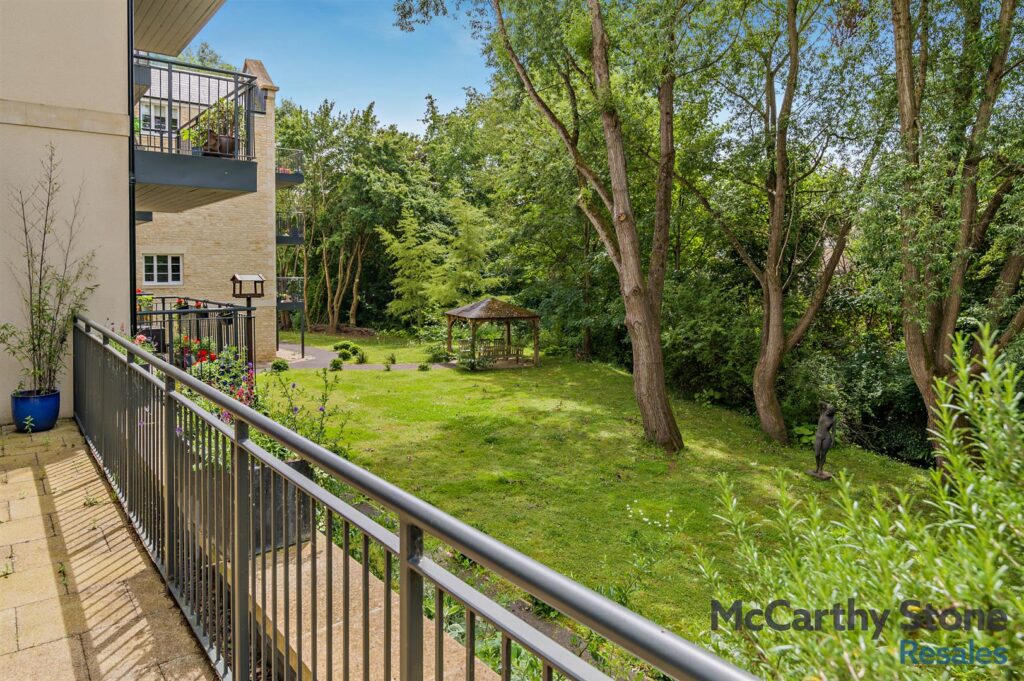 Lambrook Court, Gloucester Road, Larkhall, Bath