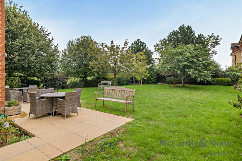 Fussells Court, Station Road, Worle, Weston-Super-Mare