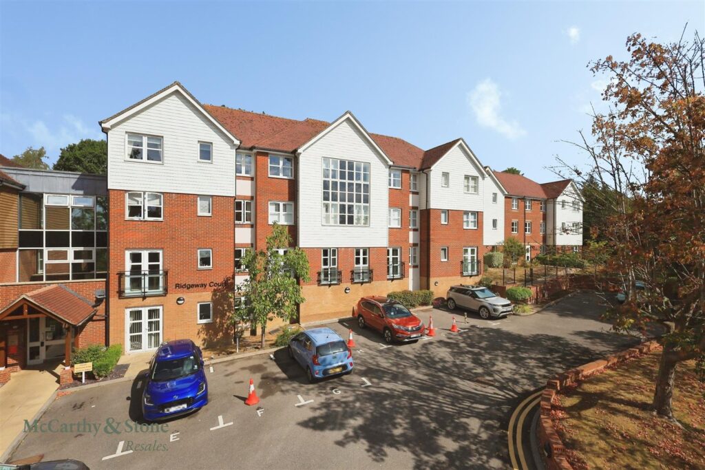 Ridgeway Court, Mutton Hall Hill, Heathfield, East Sussex, TN21 8NB