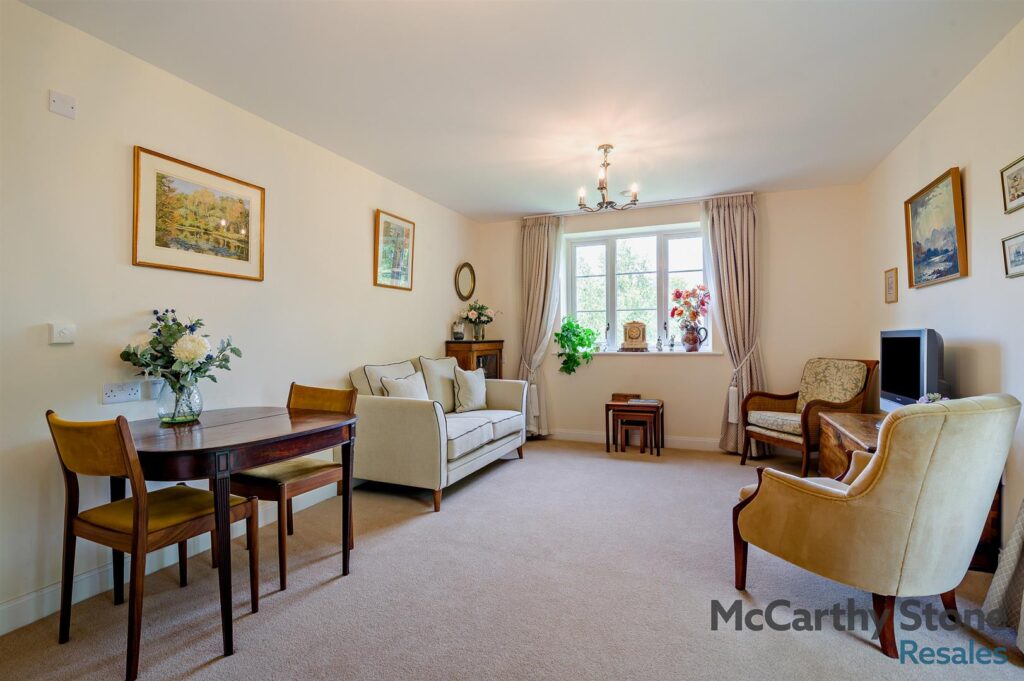 Lambrook Court, Gloucester Road, Larkhall, Bath