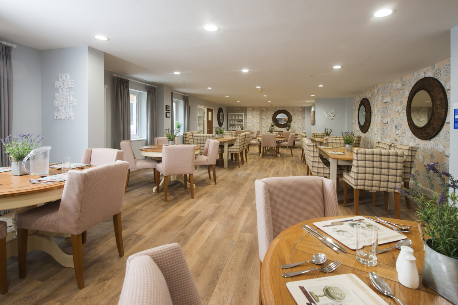 Wardington_Court_Restaurant_02