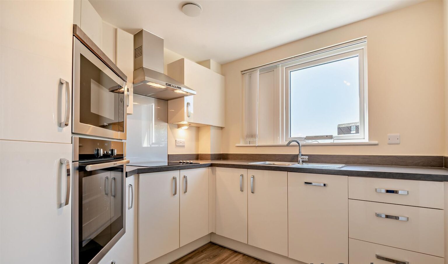 zrfmXNDMeU-gy9x5eMv9Kw