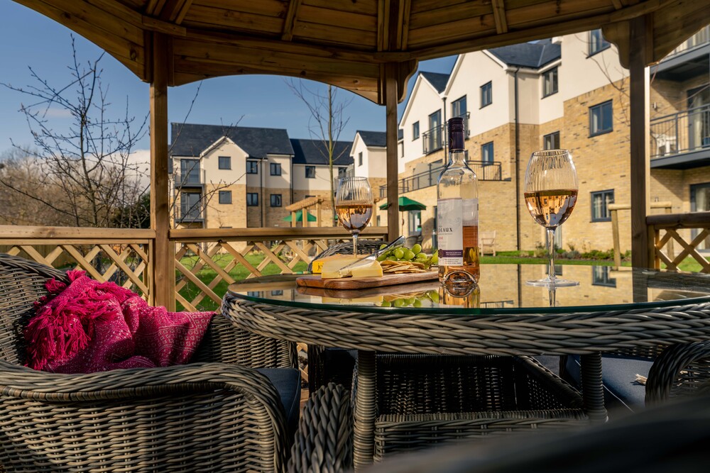 The.Pottery.Exterior.Gardens092