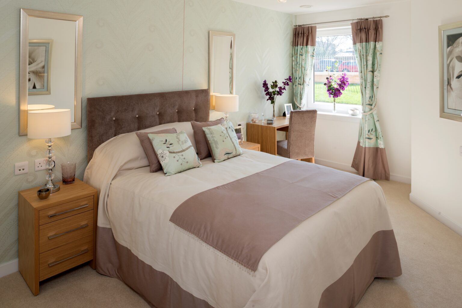 Lyle Court - Barnton - Bedroom