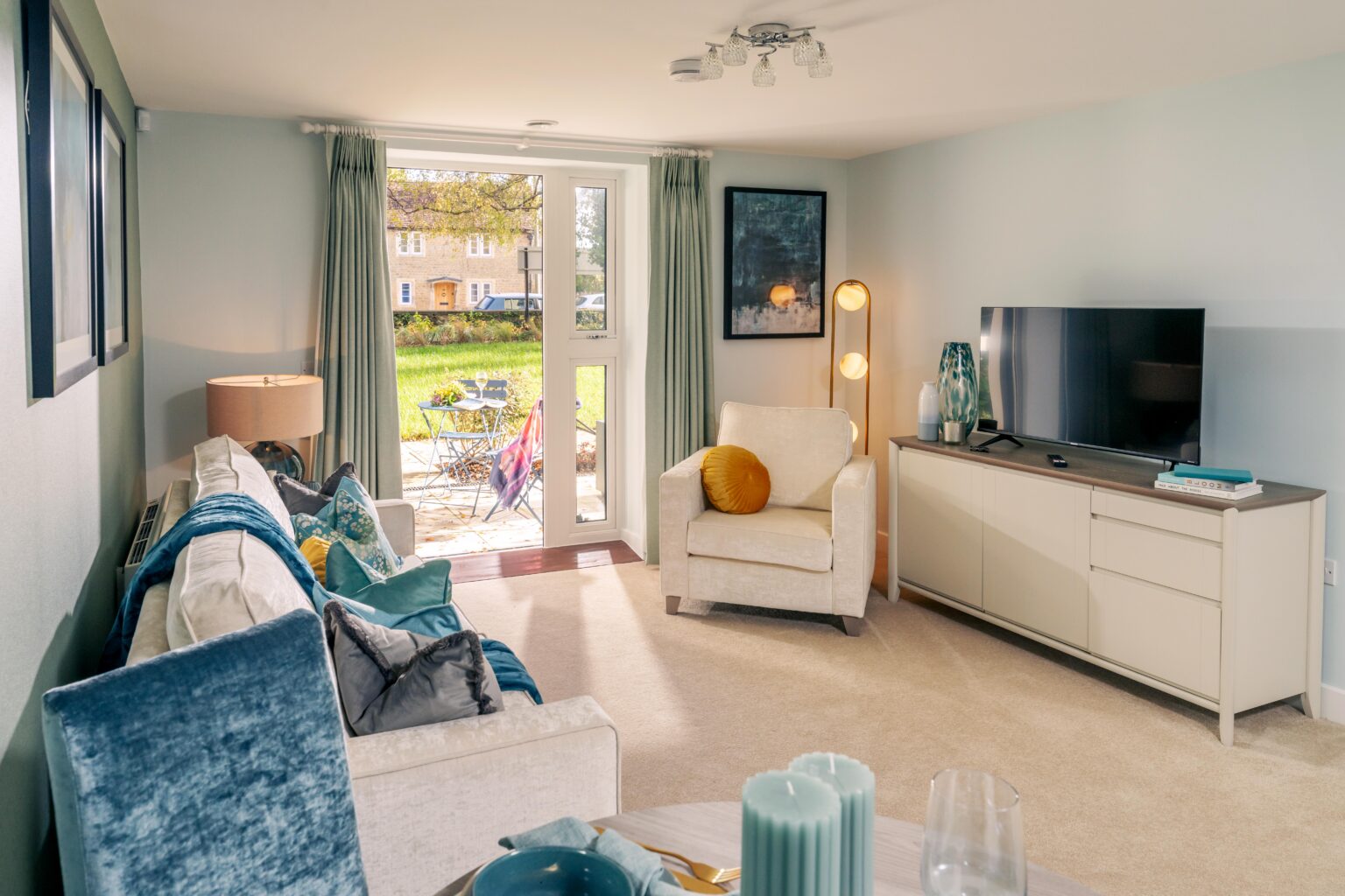 2678_WRM_CRS_RL_1BD_LVR_07