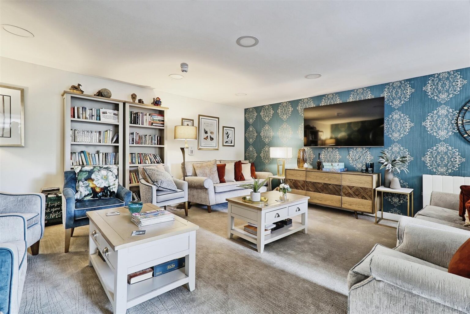 GmNWbUv2vEGr0_5plnW_ZA