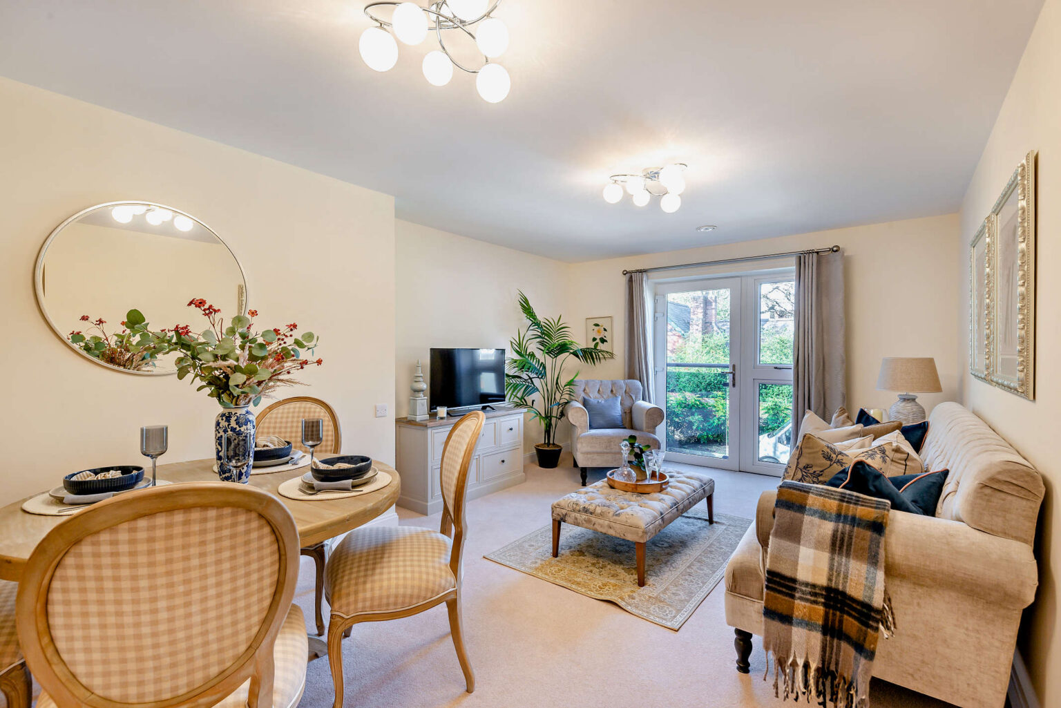 2260_DGB_RYL_RLP_LVR_APT_14