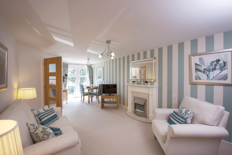 Ridgeway Court - HEATHFIELD - Living Room