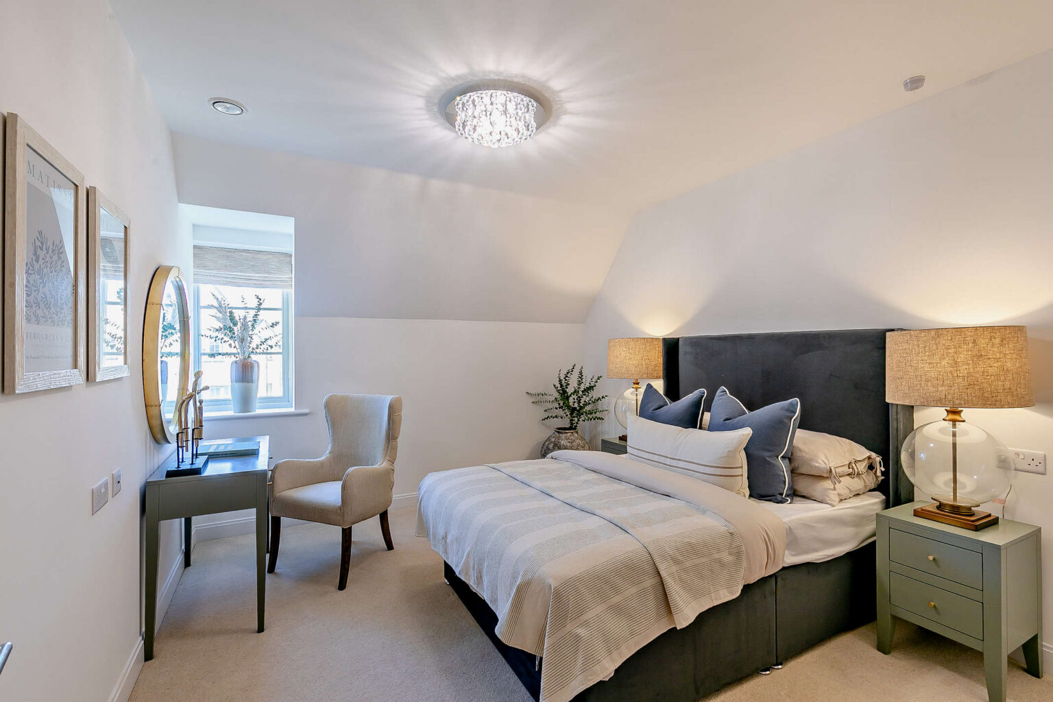 2222_STW_HWK_RLP_BED_1_APT_22