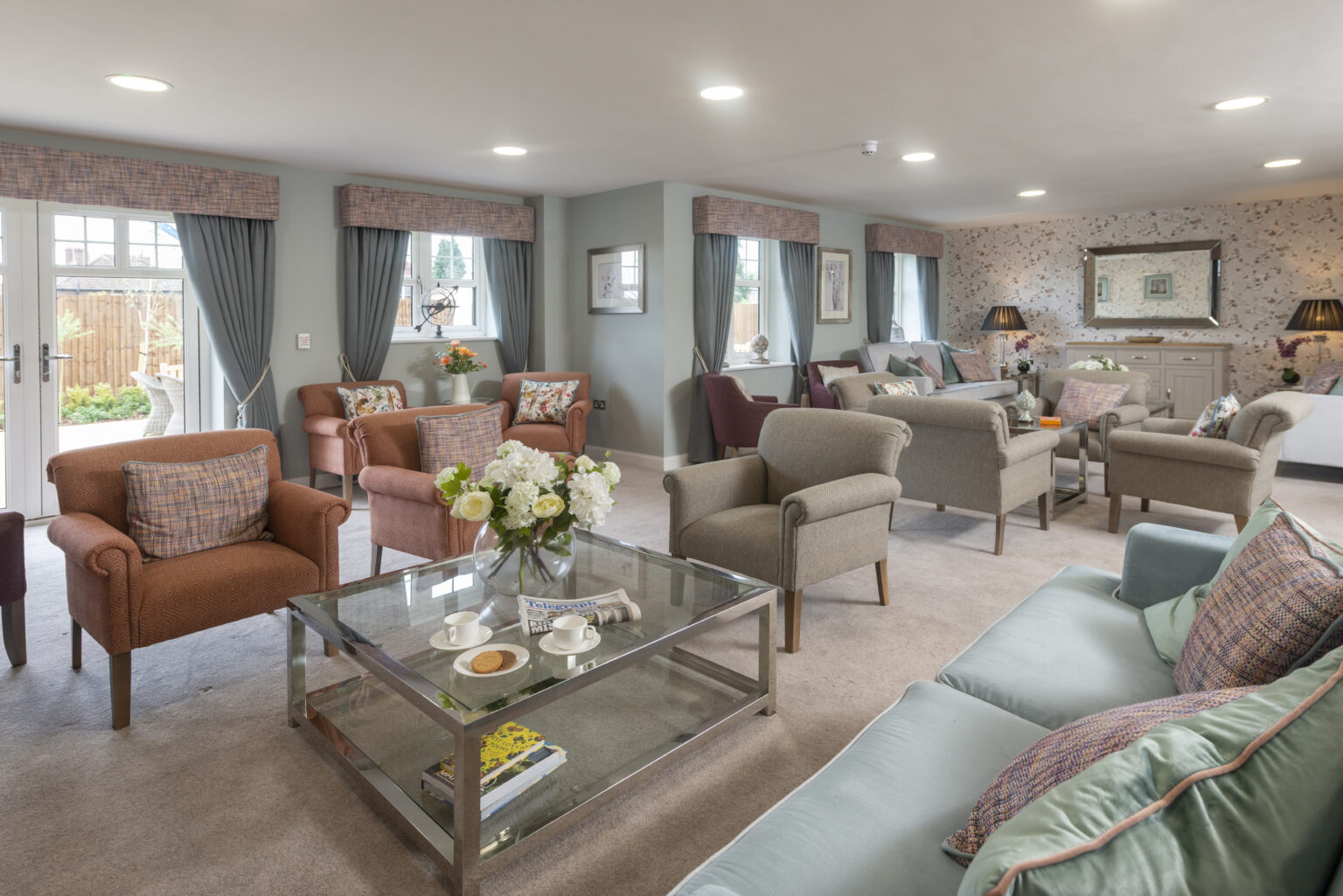 Rosebud Court - Homeowners Lounge