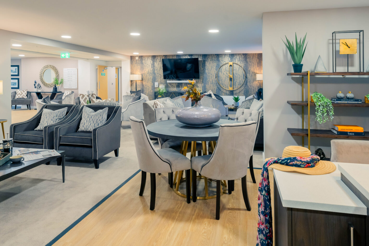 Homestead.Place.Communal.Lounge.012