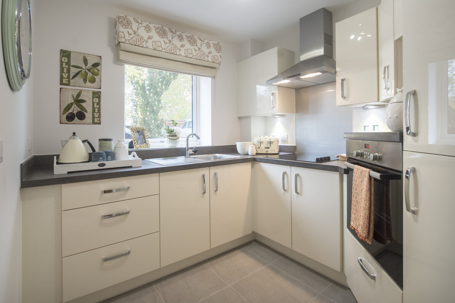 Lonsdale Park Kitchen